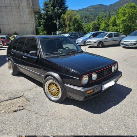 VW Golf 1.8