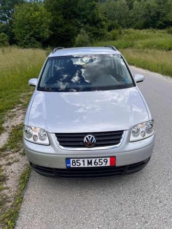 VW Touran 2.0 TDI AVTOMAT