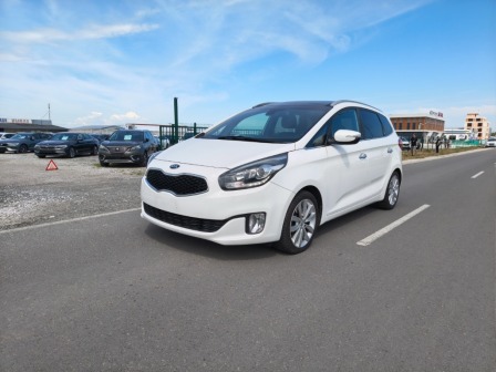 Kia Carens 1.7Дизел 116кс
