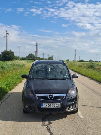 Opel Zafira 1.9 cdti
