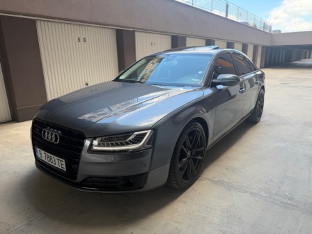 Audi A8 Matrix