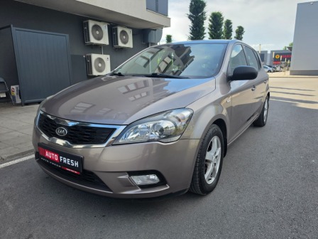 Kia Ceed 1.4 бензин FACE