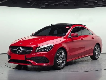 Mercedes-Benz CLA 220