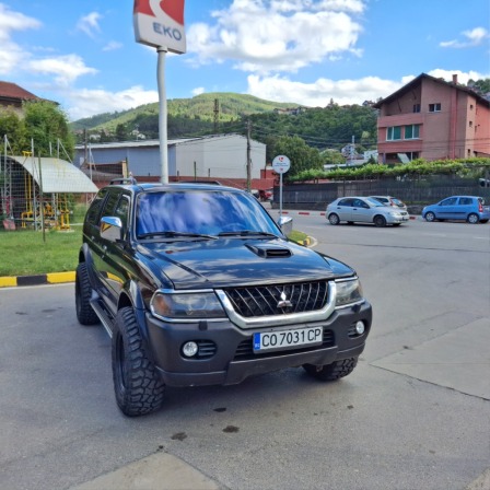 Mitsubishi Pajero Sport 2.5