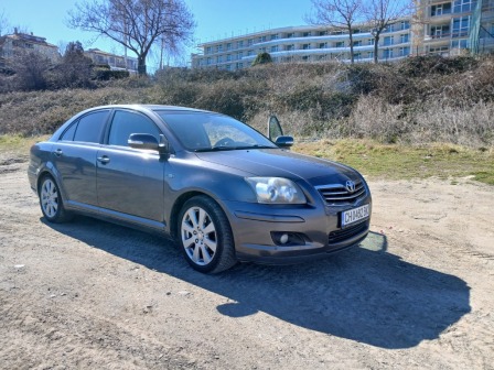 Toyota Avensis 2.2