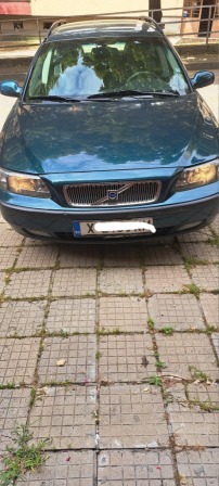 Volvo V70 2.4 i