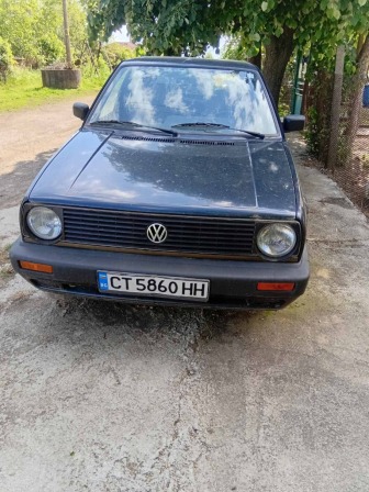 VW Golf 1.6 бензин