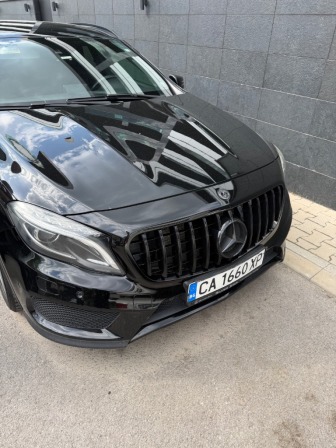 Mercedes-Benz GLA X156