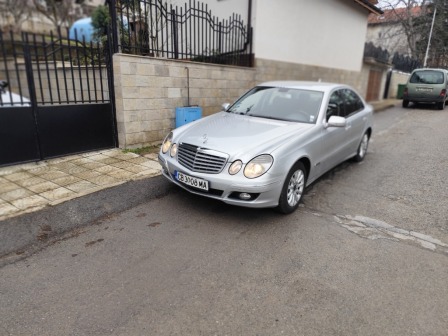 Mercedes-Benz E 280