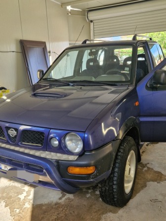 Nissan Terrano 2