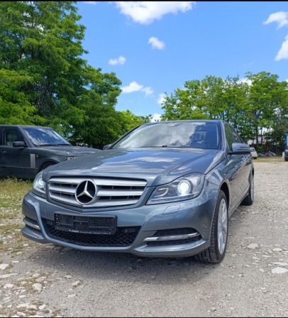 Mercedes-Benz C 220