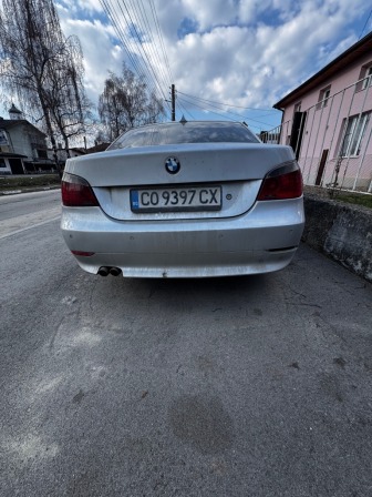 BMW 525