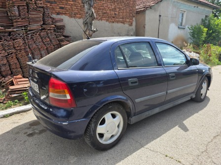 Opel Astra 1.7
