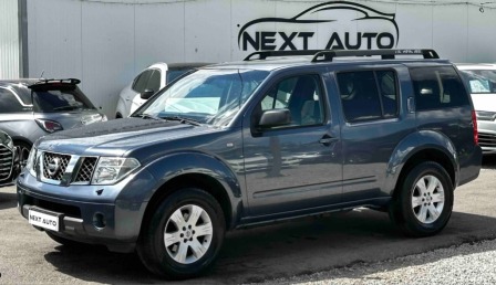 Nissan Pathfinder 2.5D 171HP 6+1