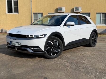 Hyundai Ioniq 72.8
