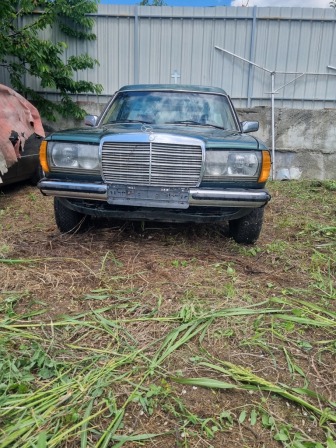 Mercedes-Benz 123 300D