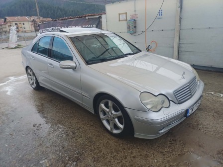 Mercedes-Benz C 220 2.7