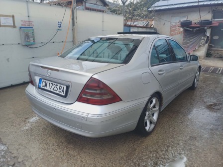 Mercedes-Benz C 270 2.7