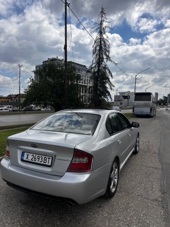 Subaru Legacy 3.0 h6