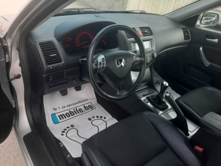 Honda Accord 2.0i