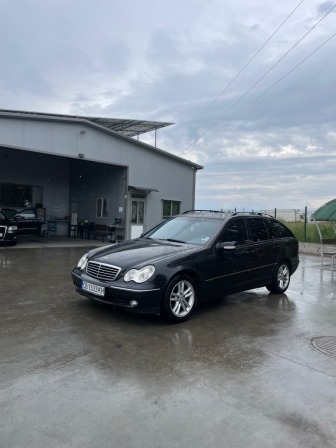Mercedes-Benz C 220 2.2