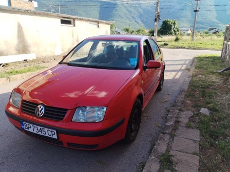VW Bora 1.6 102к.с