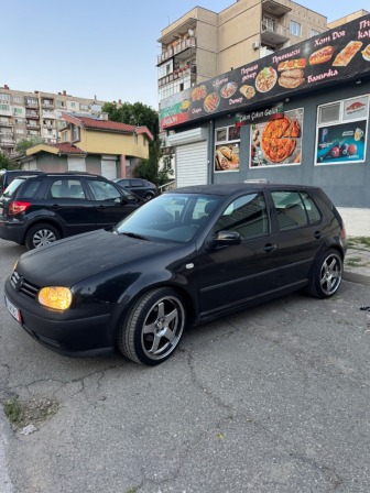 VW Golf 2.0