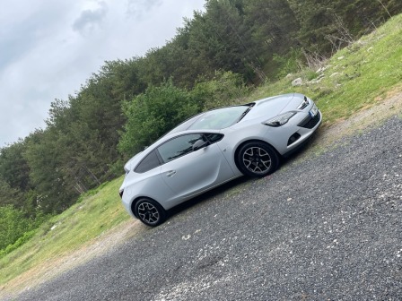 Opel Astra 1.6, GTC