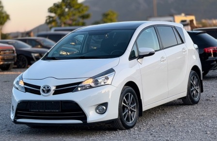 Toyota Verso 2.0D-4D Камера