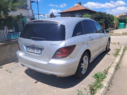 Mercedes-Benz R 320