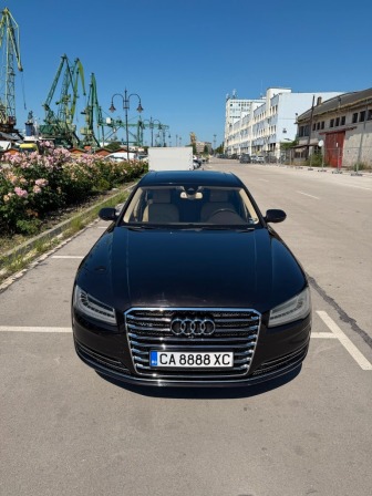 Audi A8 W12