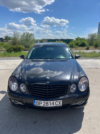 Mercedes-Benz E 280