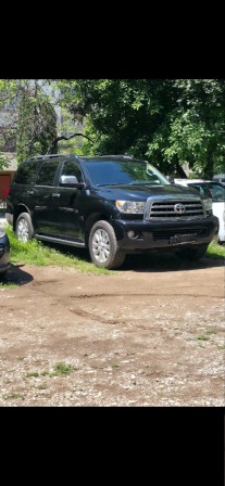Toyota Sequoia