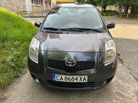 Toyota Yaris 1.3 Автоматик