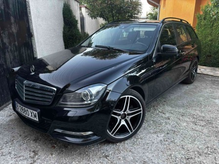 Mercedes-Benz 220 C220