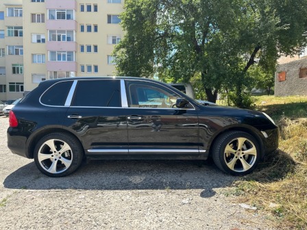 Porsche Cayenne 4.5 LPG
