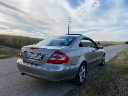 Mercedes-Benz CLK 240 2.4