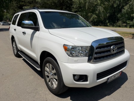 Toyota Sequoia 5.7 i FORCE