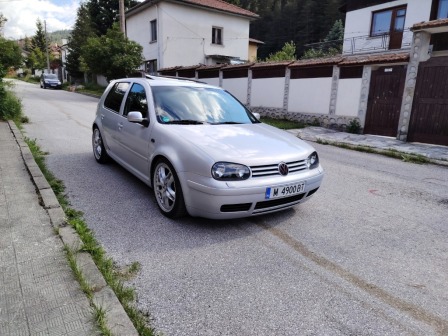 VW Golf 2.3 vr5