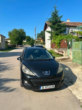 Peugeot 207 1.4 75кс