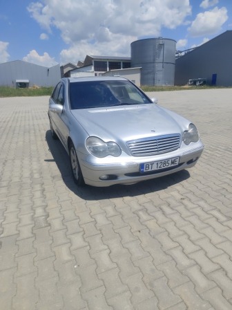 Mercedes-Benz C 220