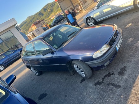 Opel Astra 1.6