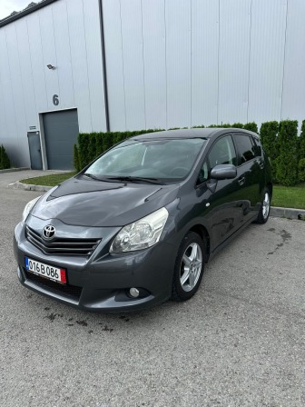 Toyota Verso 2.0 D4d 126 k.c