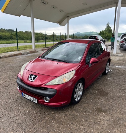 Peugeot 207 1.4i automatic