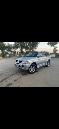 Mitsubishi Pajero 3.0 v6