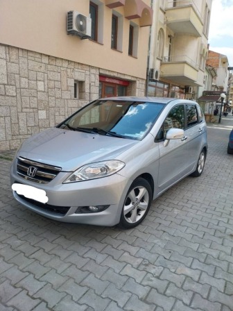 Honda FR-V