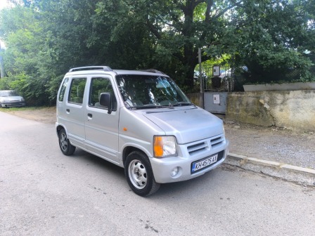 Suzuki Wagon R+