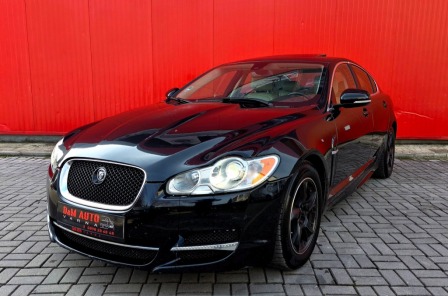 Jaguar XF 3.0D 240k.c