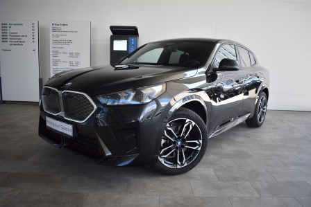 BMW iX2 xDrive30