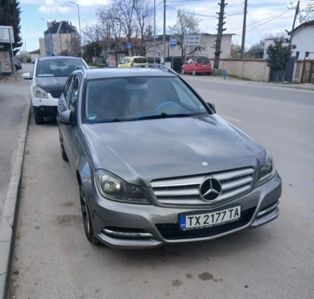 Mercedes-Benz C 220 2.2 Diesel 175к